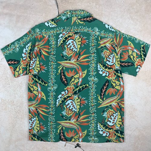 H641 - Toyo Enterprise Sun Surf Rayon Hawaiian Shirt (105&quot;)