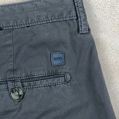 H711 - Hugo Boss Cotton Trousers (34-R , 34&quot;)