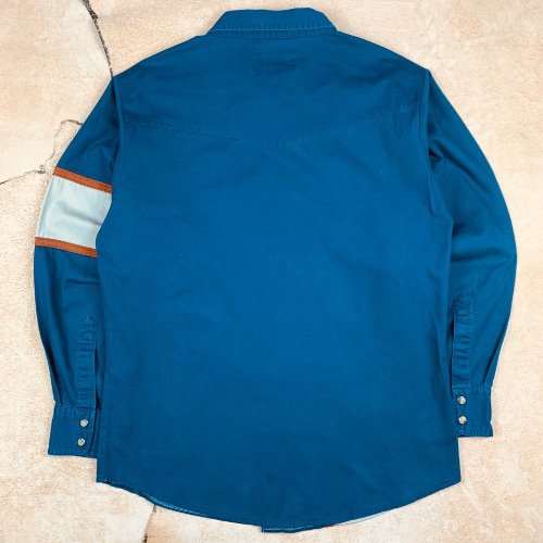 H893 - Wrangler Western Shirt (L , 97-100)