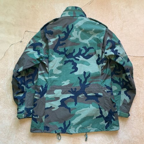 H1174 - 80s M-65 Camouflage Field Jacket (Small-Long , 97-100)