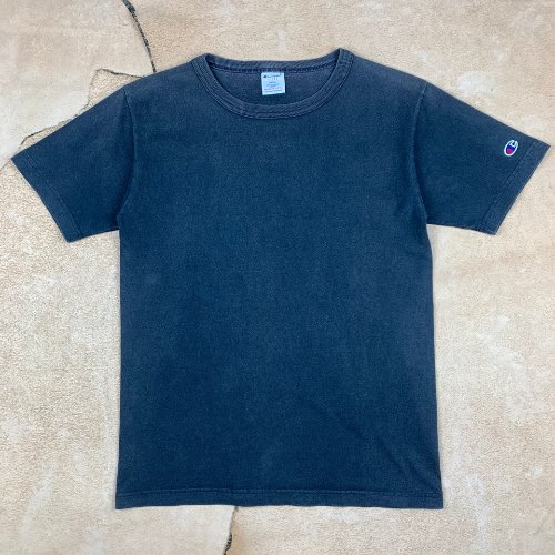 H685 - Champion T1011 T-Shirt (S)