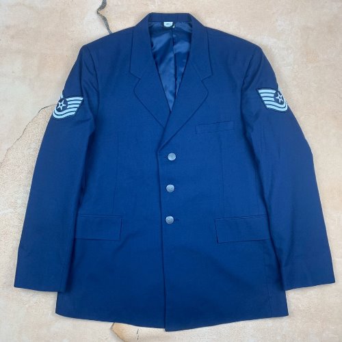 H899 - USAF Staff Sergeant 1620 Shade Blue Poly/Wool Dress Coat (44L , 110)