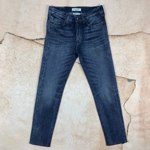 H240 - MADE&amp;CRAFTED LEVI&#039;S BLACK DENIM PANTS (29&quot;)
