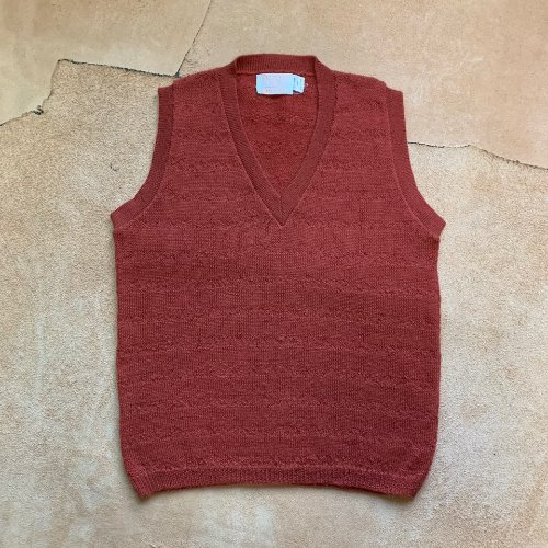 H1257 - 70&#039;s Pendleton 75/25 Wool Blended Knit Vest (40 , 93-95)