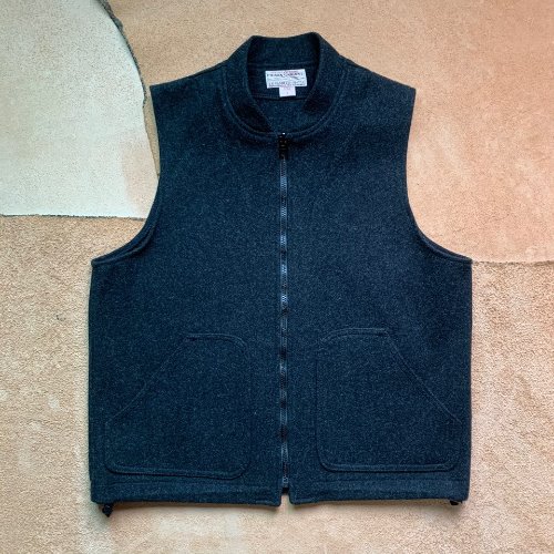 H1342 - Filson Garment Wool Zip Up Vest (M , 100-102)