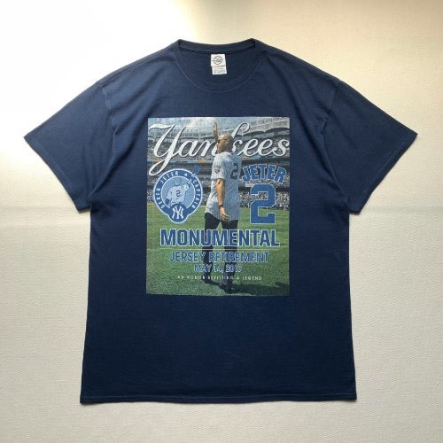 U155 - 2017 New York Yankees Jeter 1/2 T-Shirt (XL , 100-102)